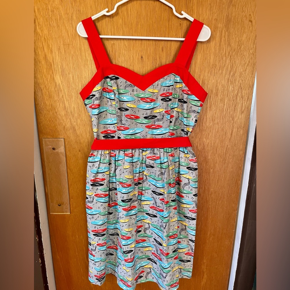 Bea & Dot by ModCloth 100% cotton red trim record print dress size large